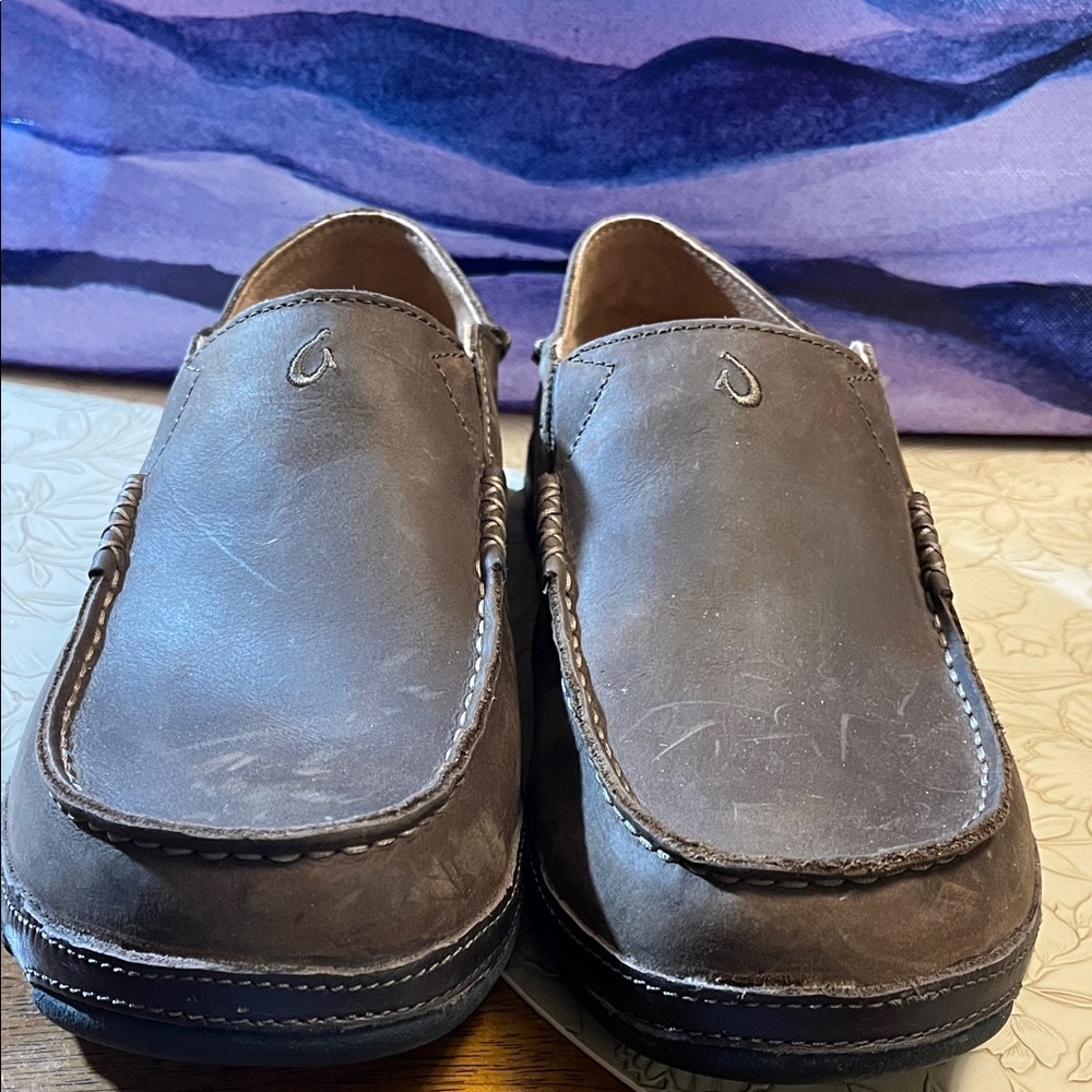 OluKai Men's size 10 M Euro 43  Brown Leather Slip-On Shoes